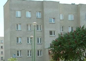 Kolbuszowa: Państwowi urzędnicy kwestionują przyszłość bloków z wielkiej płyty.