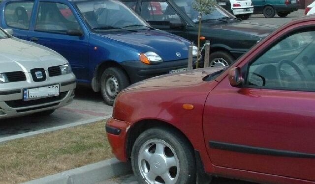 Na kolbuszowskich osiedlach brakuje wolnych parkingów.