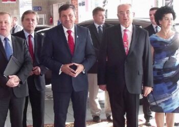 Wicepremier Janusz Piechociński z wizytą w firmie Ankol.