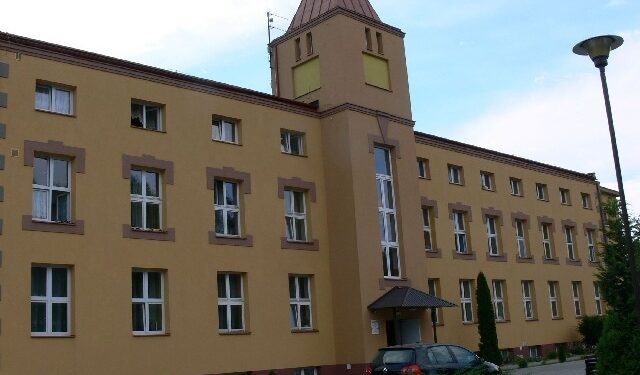 Będą trenować rówieśników