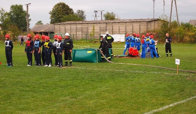 Ochotnicze straże pożarne z powiatu tarnobrzeskiego rywalizowały w Grębowie