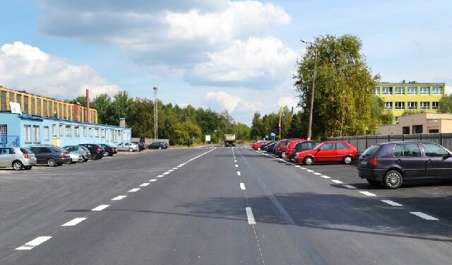 Gmina Staszów: Oddano do użytku zmodernizowane drogi.