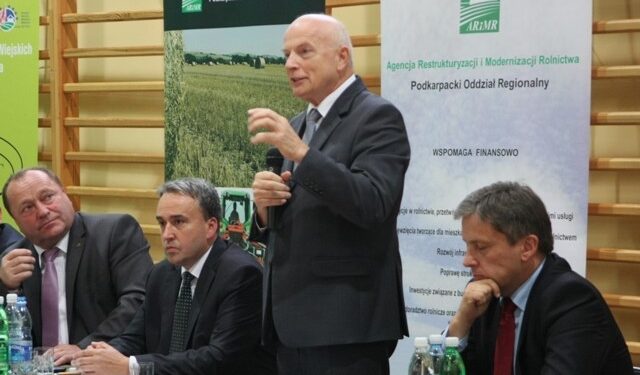 Mielec: Prezes ARiMR Andrzej Gross odwiedził powiat mielecki.