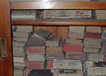 Sandomierz: Starodruki będą odrestaurowane i udostępnione w Internecie.