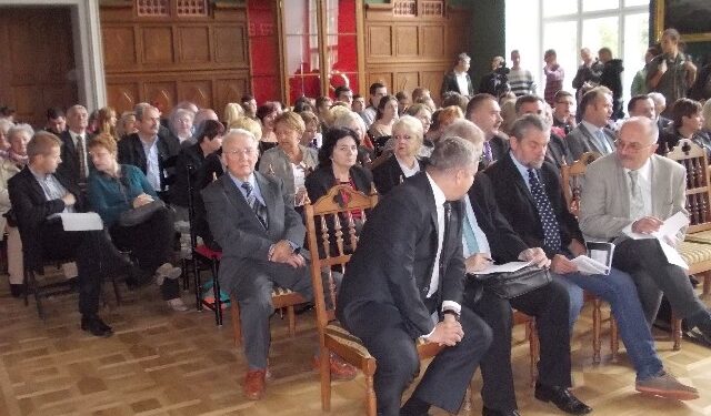 Tarnobrzeg. Uroczysta sesja poświęcona Powstaniu Styczniowemu.