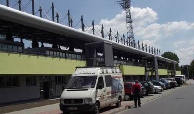 Mielec: Nowy mielecki stadion zamknął dzieciom skrót do szkoły