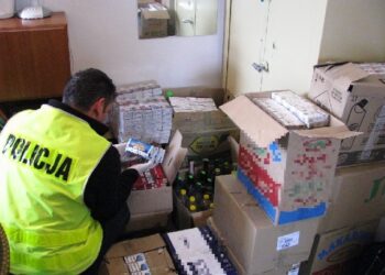 Świętokrzyskie: Policja przechwyciła kontrabandę