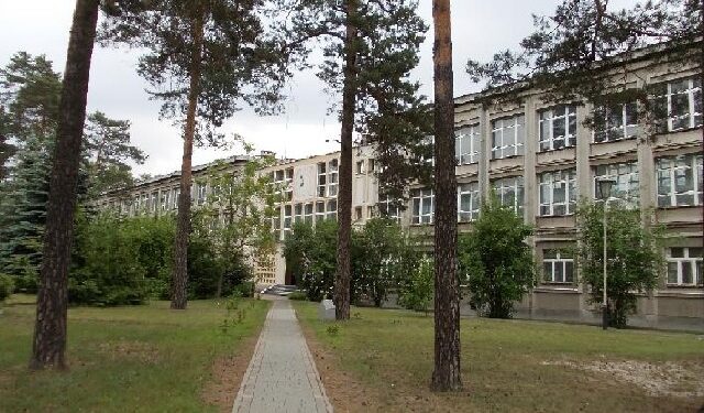 Stalowa Wola: Sesja o niezwykłych losach Polaków podczas wojny.