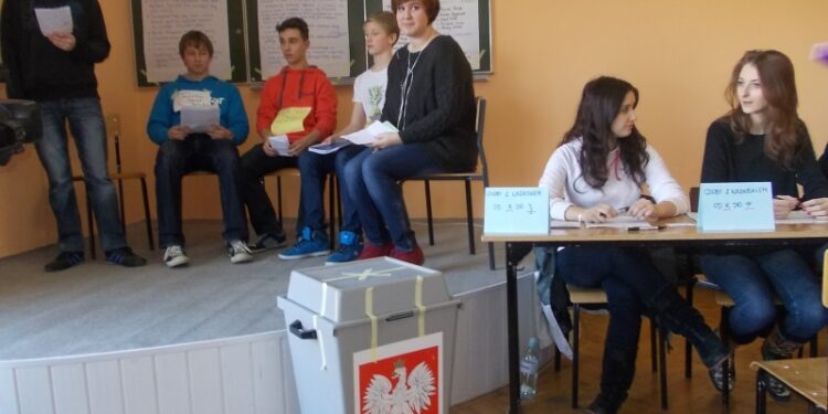 Tarnobrzeg. Przeprowadzili wybory do Europarlamentu.