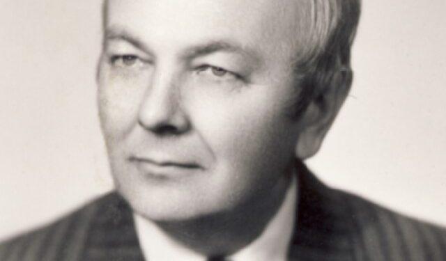Zmarł tarnobrzeski dziennikarz i artysta fotografik Stanisław Szlęzak