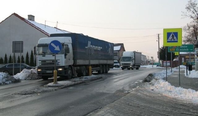 Klimontów: Szansa na obwodnicę.