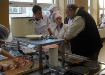 Stalowa Wola: Odkrywali tajniki kuchni myśliwskiej i świętowali.
