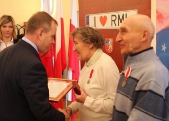 Mielec:  Srebrne medale  wręczono