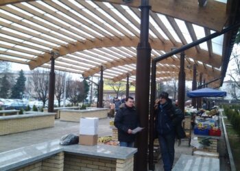 Sandomierz: Zieleniak budzi kontrowersje