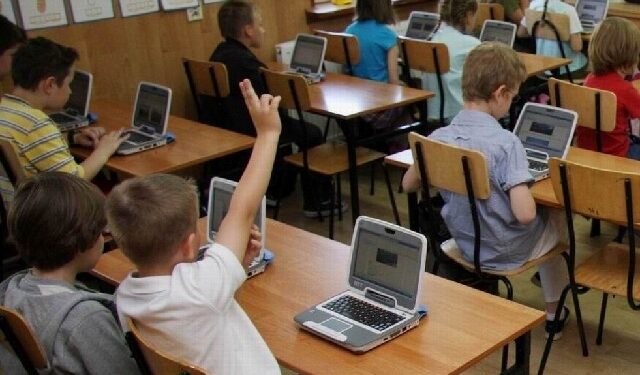 Wielka informatyzacja w cmolaskich szkołach