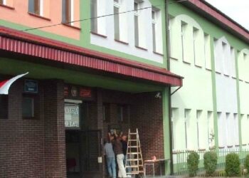 Kontrowersje wokół dowozu uczniów Zespołu Szkół nr 2 w Kolbuszowej
