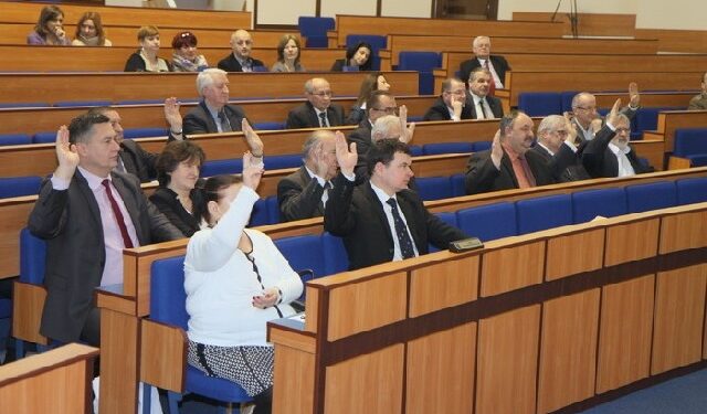 Świętokrzyskie: Więcej środków na walkę z bezrobociem.