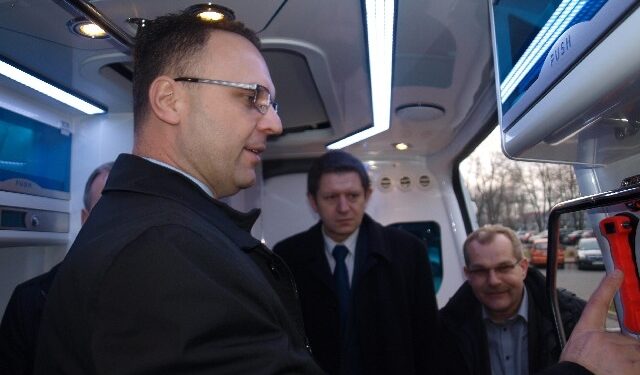 Mielec: Nowa karetka w mieleckim pogotowiu.