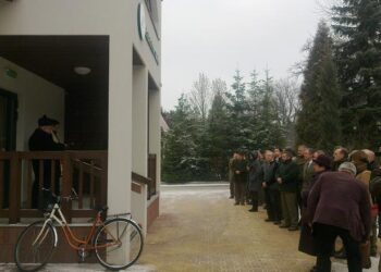 Mielec: Nadleśnictwo  w nowym budynku
