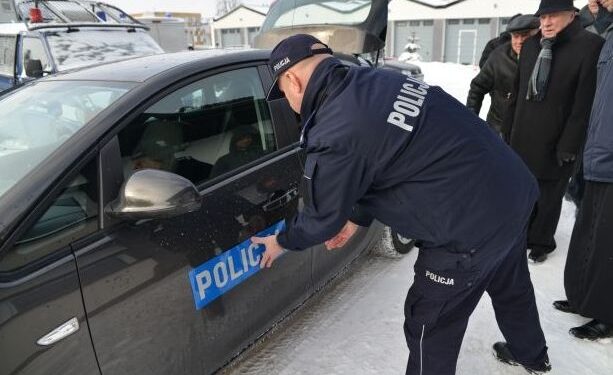 Sandomierz: Nowy radiowóz dla policjantów