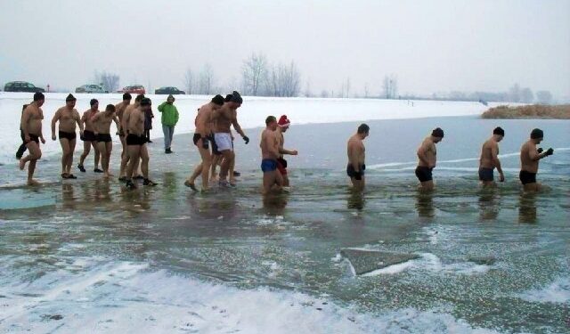 Tarnobrzeg: Członkowie klubu BodyMors na zlocie w Mielnie.