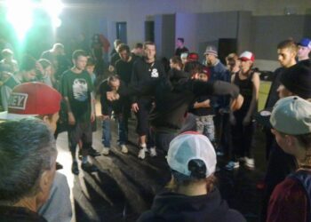 Mielec:  Warsztaty i turniej 2vs2 bitew b-boyów tańca breakdance.