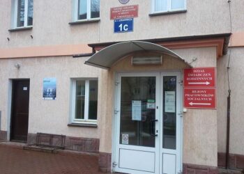 Mielec:  'OTWARTE DRZWI  Akcja  MOPS w Mielcu