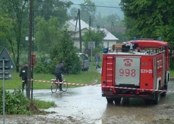 Zielonka: Strażacy-ochotnicy walczą o nowy wóz.