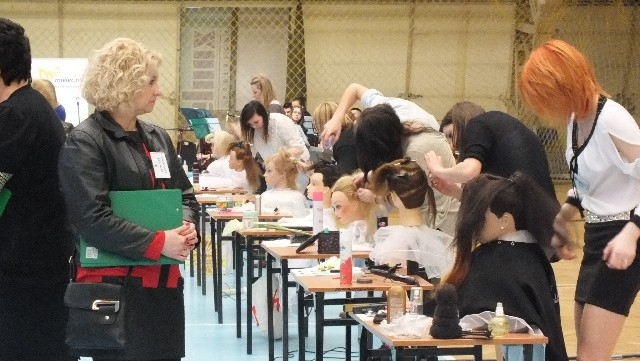 Mielec: XXXVI Konkurs Uczniów Fryzjerstwa Województwa Podkarpackiego