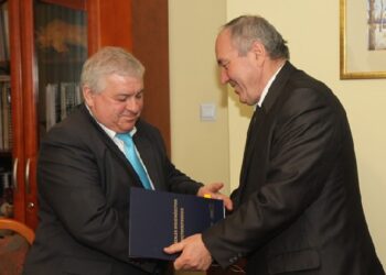 Region: Będzie rewitalizacja Ożarowa i Połańca