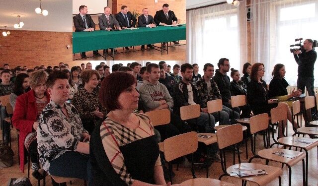 Nisko: Odlewnicy z praktyczną nauką zawodu.