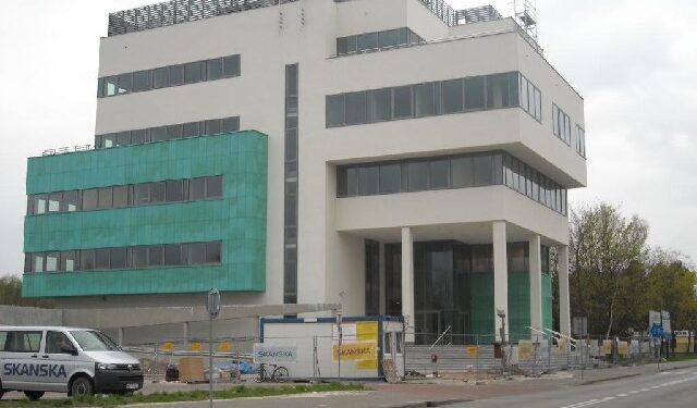 Stalowa Wola: Wyposażanie budynku inżynierii potrwa trochę dłużej