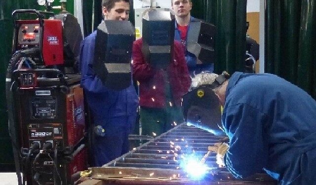 Kolbuszowa: Nowoczesny sprzęt w pracowni spawalnictwa