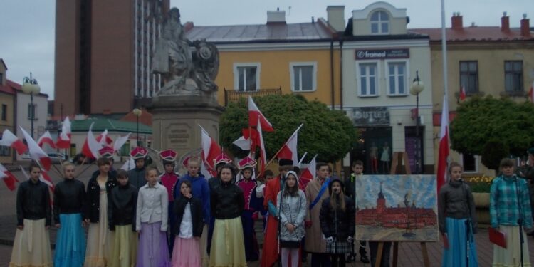 Tarnobrzeg. Święto Konstytucji 3 Maja.