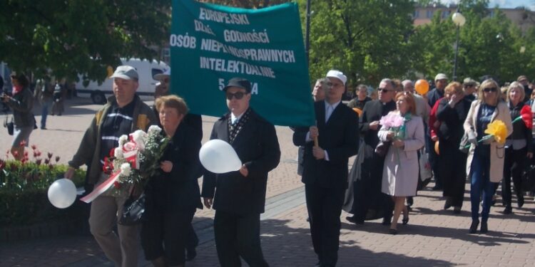 Tarnobrzeg. Europejski Dzień Godności Osób Niepełnosprawnych.