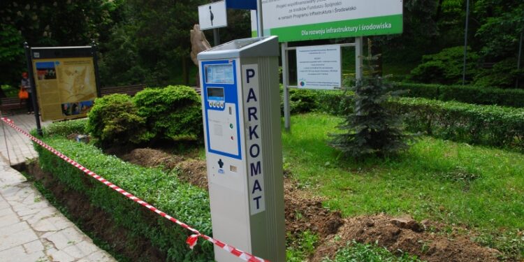 Sandomierz: Większa strefa płatnego parkowania