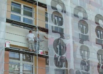 Kolbuszowa: Powiat dociepli trzy szkoły i pośredniak.