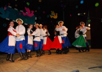 Baranów Sandomierski: Festiwal Dziecko w Folklorze