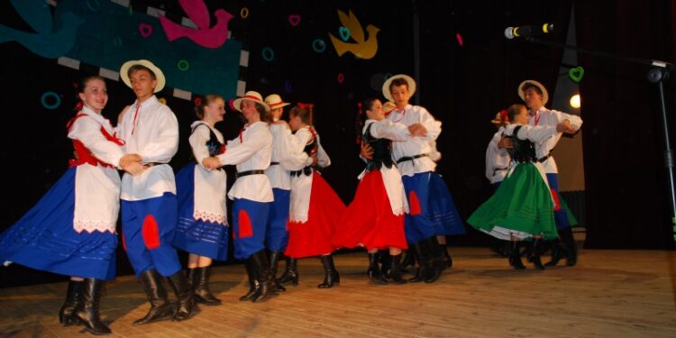 Baranów Sandomierski: Festiwal Dziecko w Folklorze