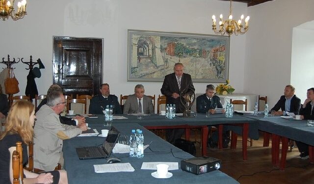 Sandomierz: Sandomierskie jabłka na algierskie stoły?