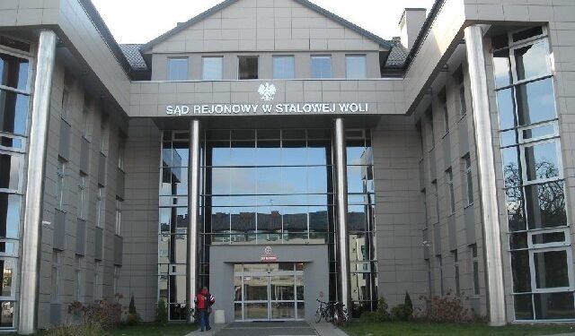 Stalowa Wola: Ćwiczenia przeciwpożarowe w sądzie