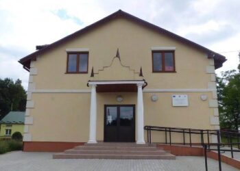 Mazury: Kontrowersje wokół wiejskiego ratusza