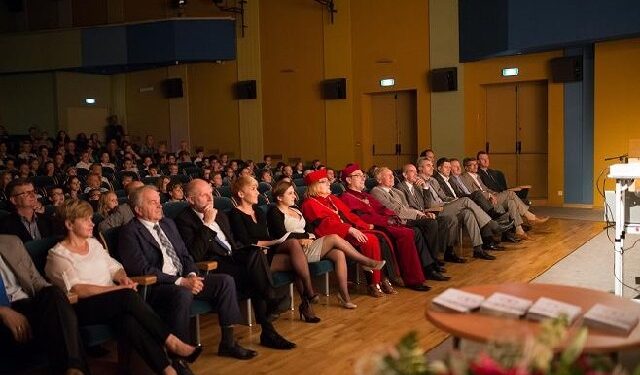 Mielec:Mali studenci zakończyli rok akademicki