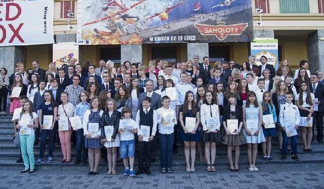 Mielec: Młodzi Nieprzeciętni nagrodzeni