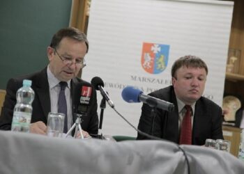 Mielec: Na lewo most, na prawo most..