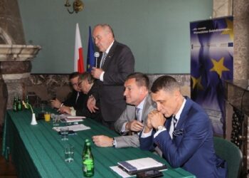 Region: Świętokrzyskie czeka na negocjacje