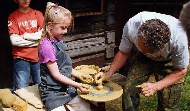 Kolbuszowa: Będą lepić w glinie i plastelinie