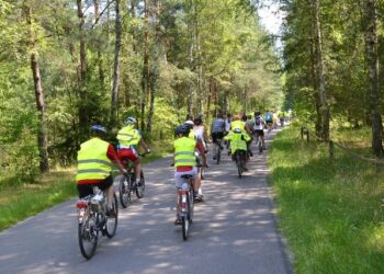 Stalowa Wola: W upale pokonali 40 kilometrów na rowerach.