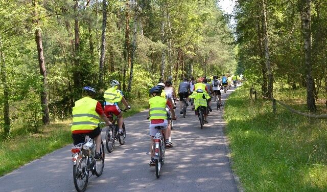Stalowa Wola: W upale pokonali 40 kilometrów na rowerach.