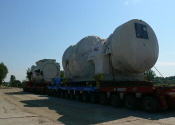 Gorzyce: Opóźnienia przy transporcie turbiny do Stalowej Woli
